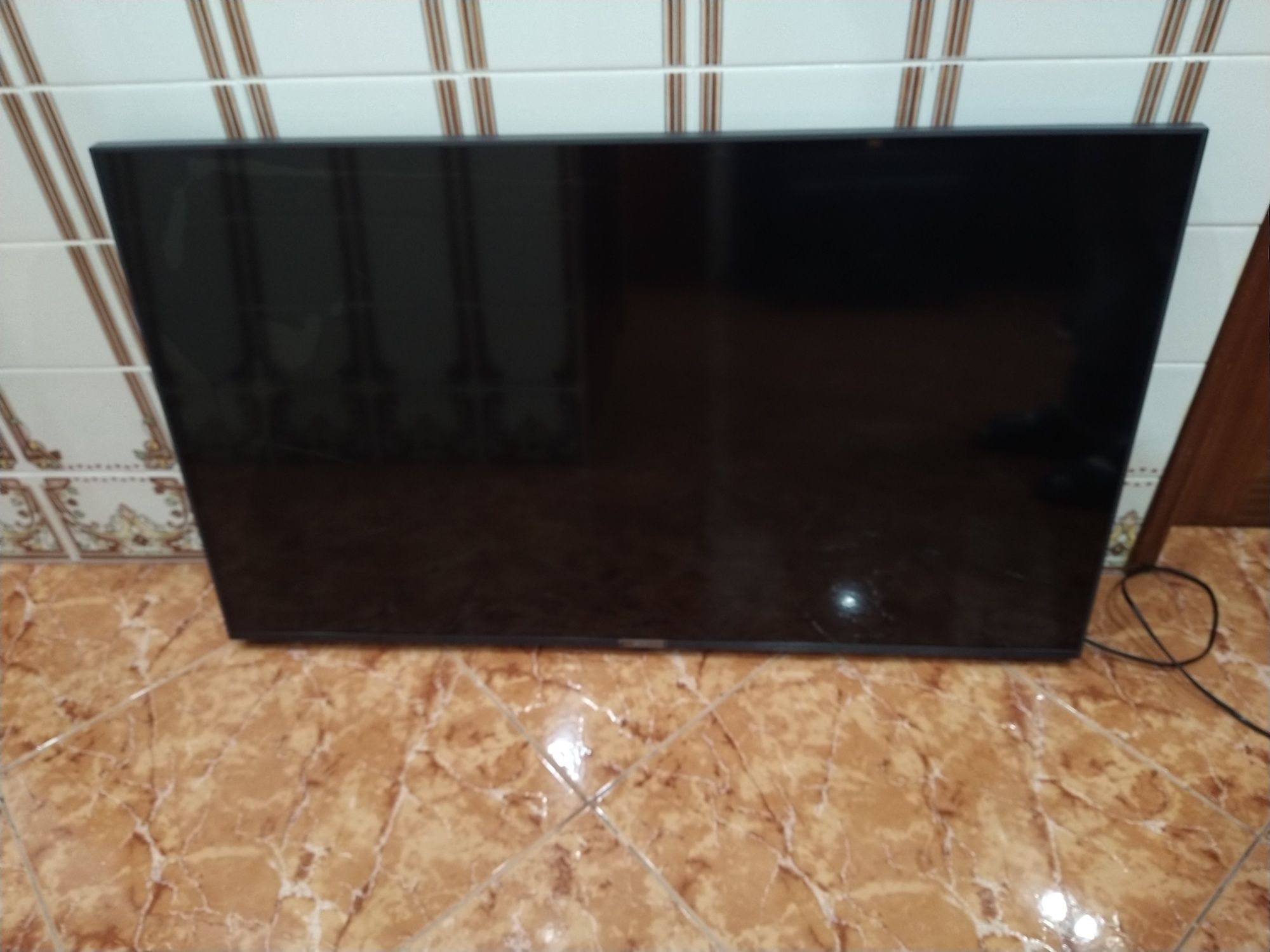 Smart TV LG 43UR78006LK casa quarto apartamento vivenda escritório.