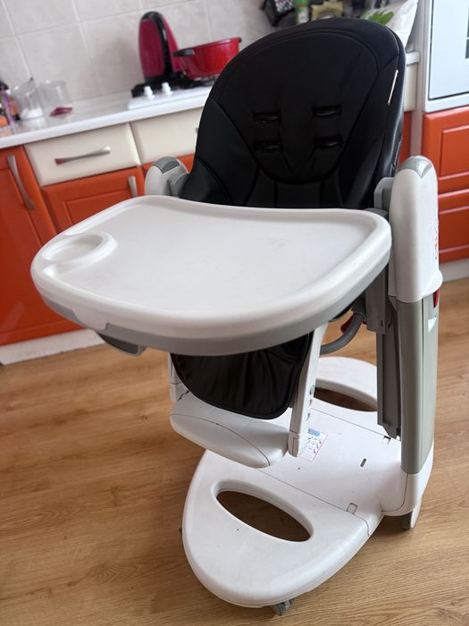 стільчик для годування та гайдалка 3в1 Peg-Perego Tatamia