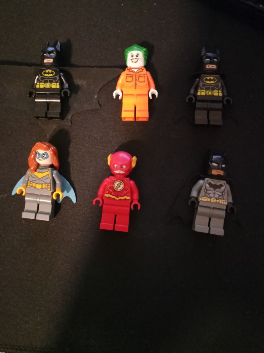 Figurki lego DC.