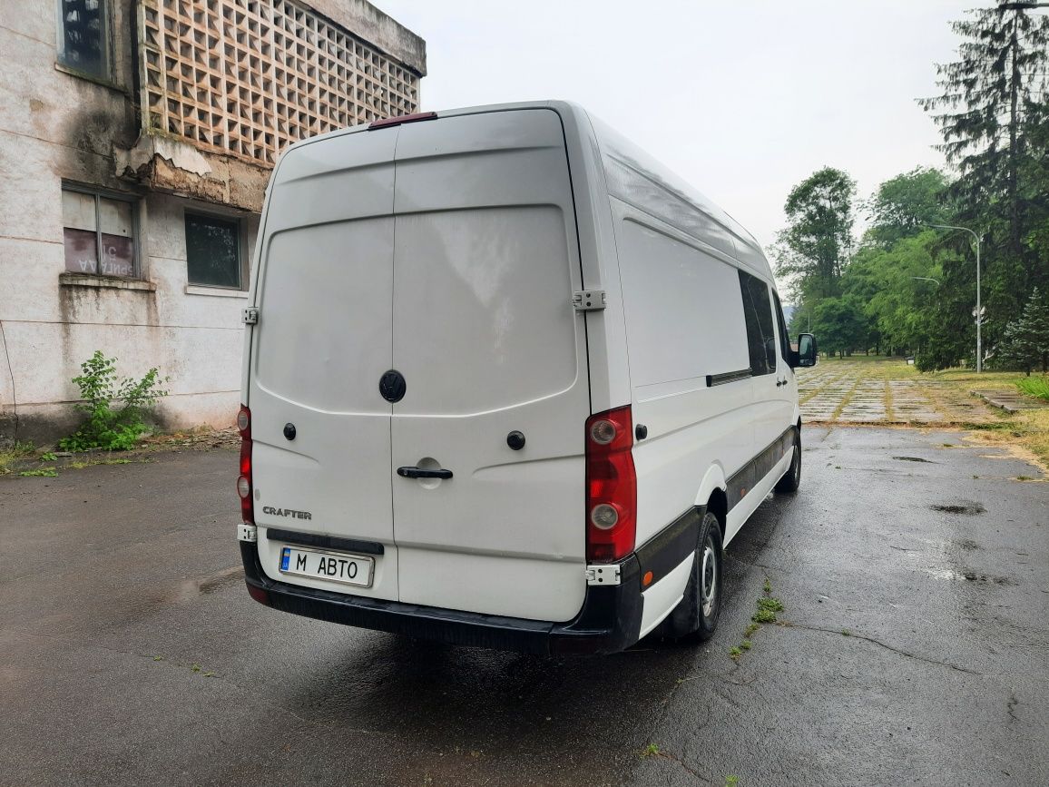 Продам Volkswagen crafter 9+спальное место 2016г.в