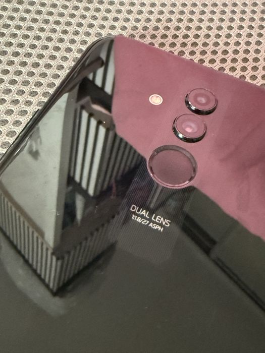 telefon czarny Huawei Mate 20 Lite 64gb