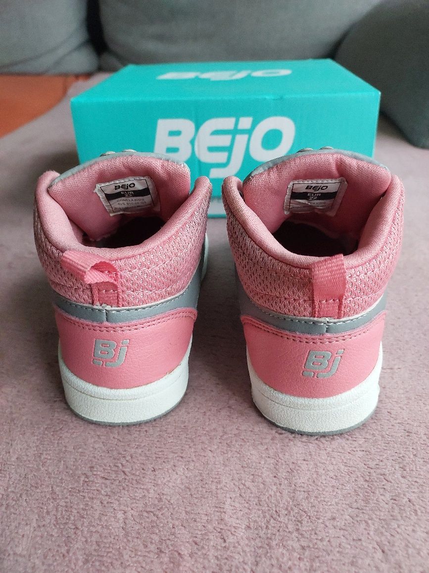 Buty dziecięce firmy Bejo