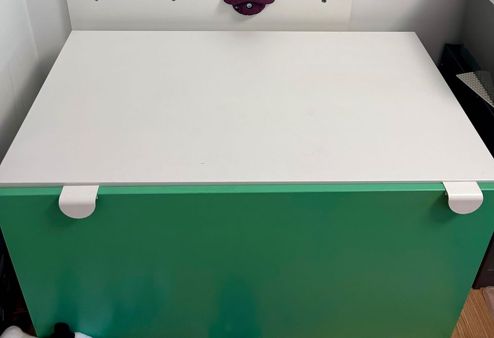 SMÅSTAD Ikea ławka, szafka
Ławka, szafka z pojemnikiem na zabawki
