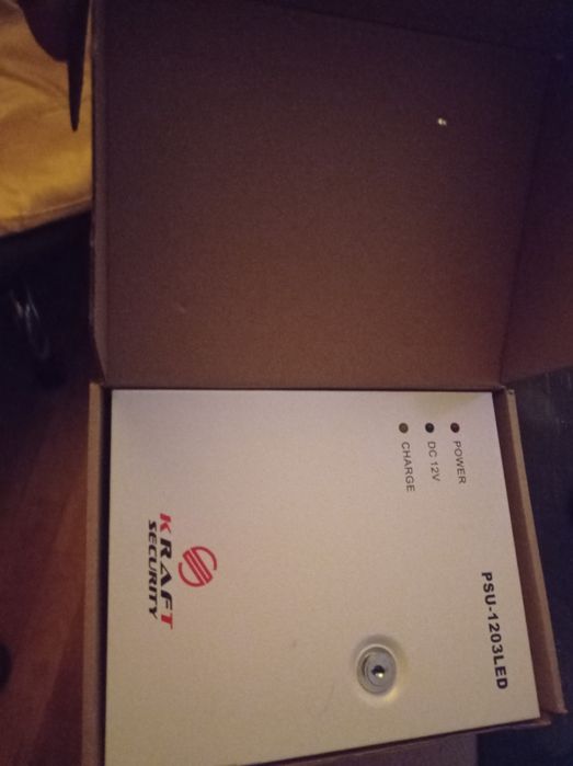 Блок бесперебойного питания 12В 3А