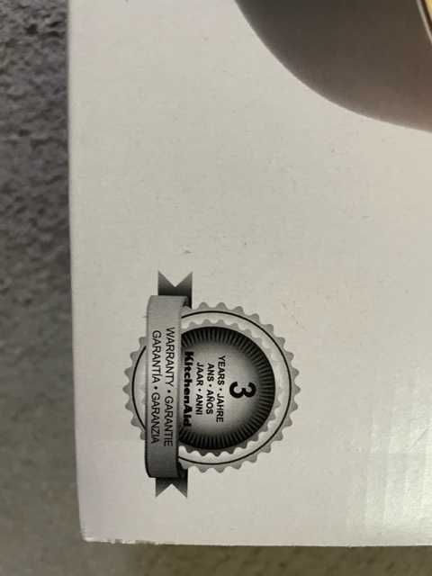 Taça com tampa madeira KitchenAid  NOVA