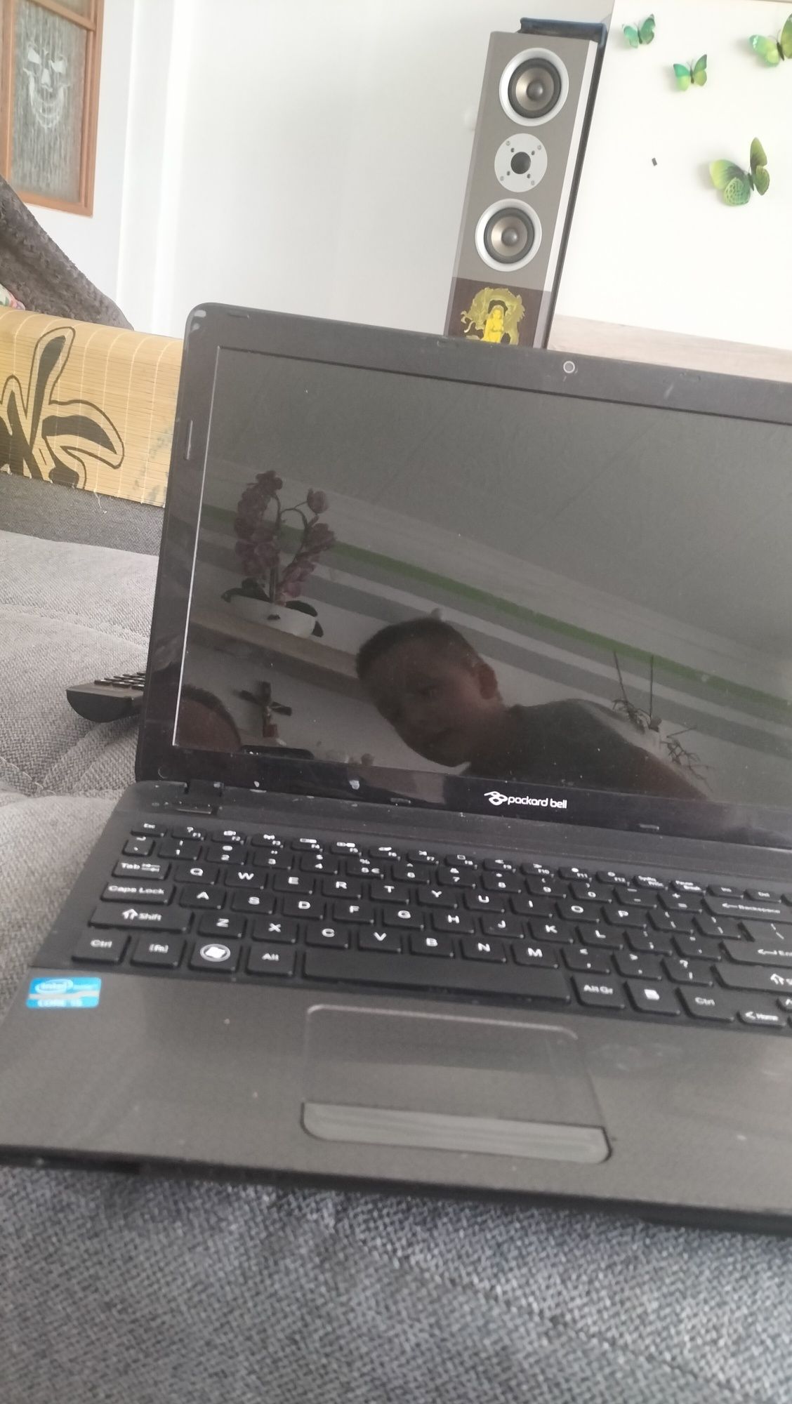Sprzedam laptop na cześć