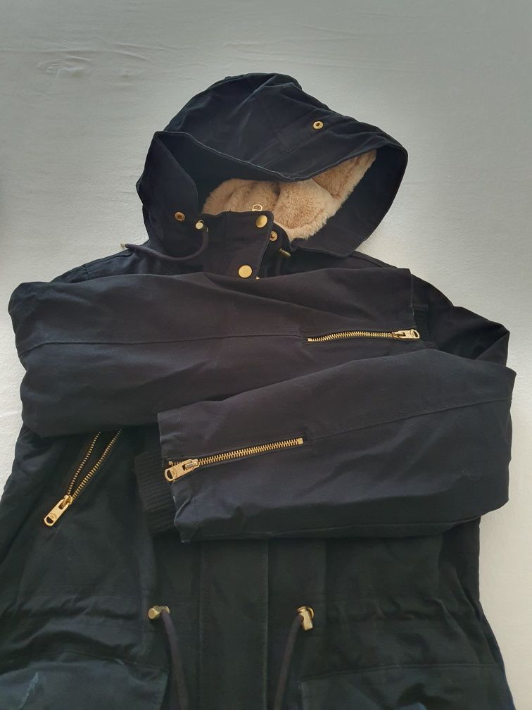 Parka de mulher impermeável com capuz