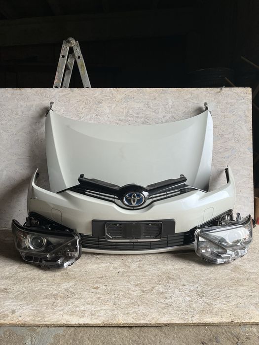 Toyota Auris 2019р. Капот двері передня кришка