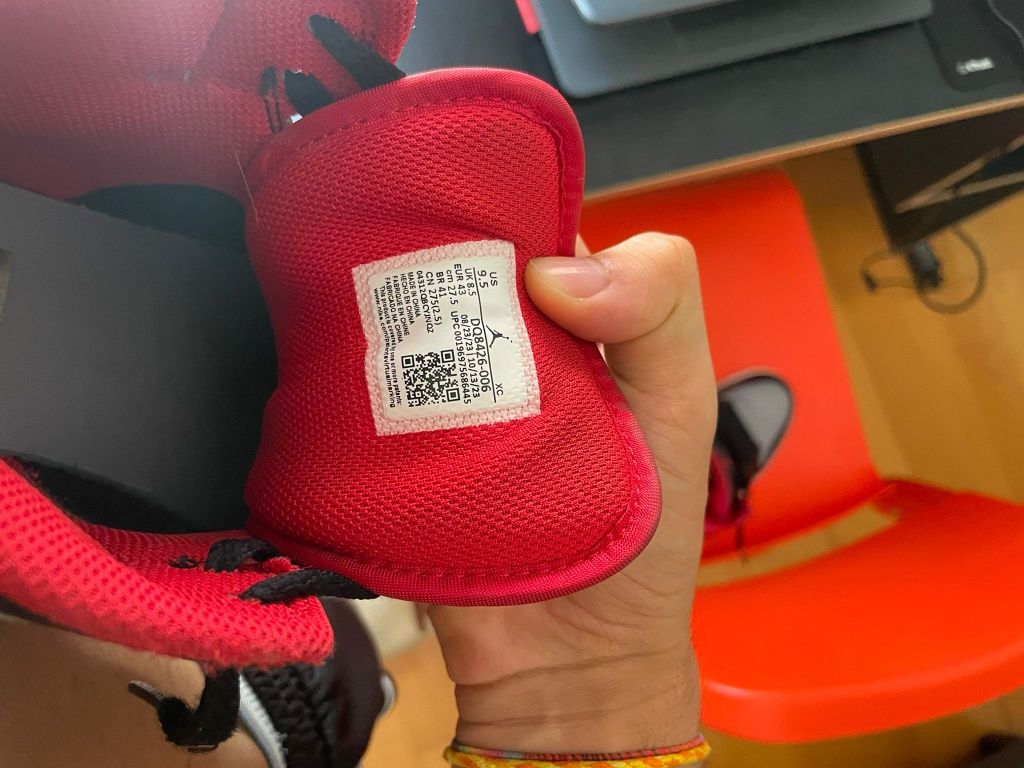 Tennis Jordan 1 mid 43