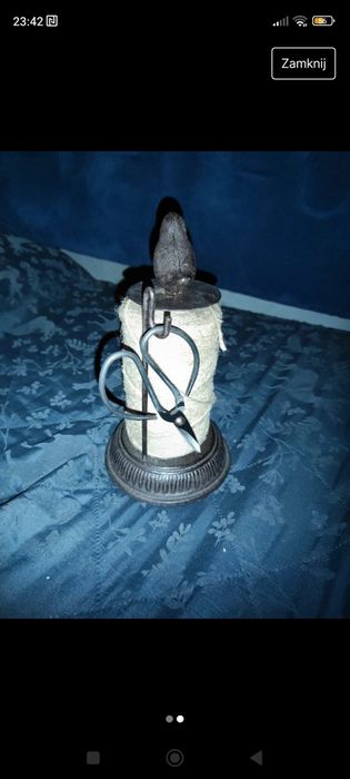 Mosiężny stojak na sznurek