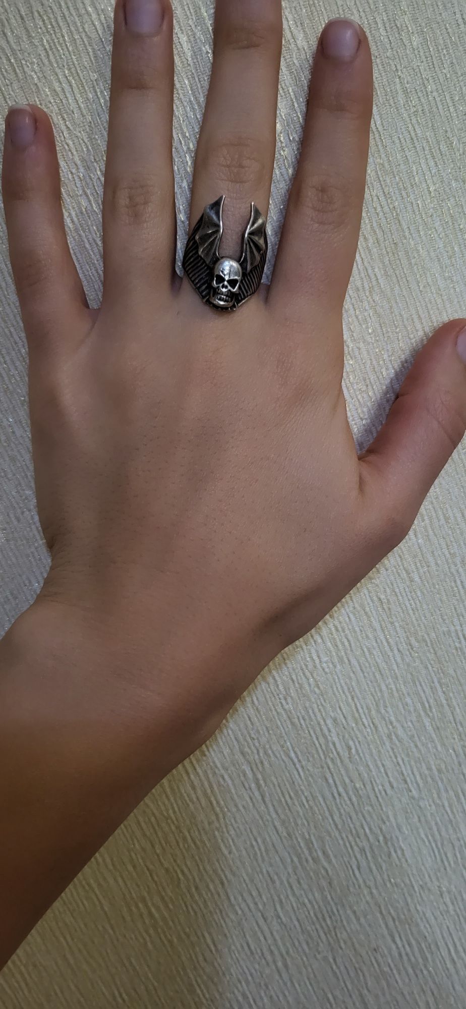 Авторское серебряное кольцо 925 пробы ,кольцо череп 17.5 размер.