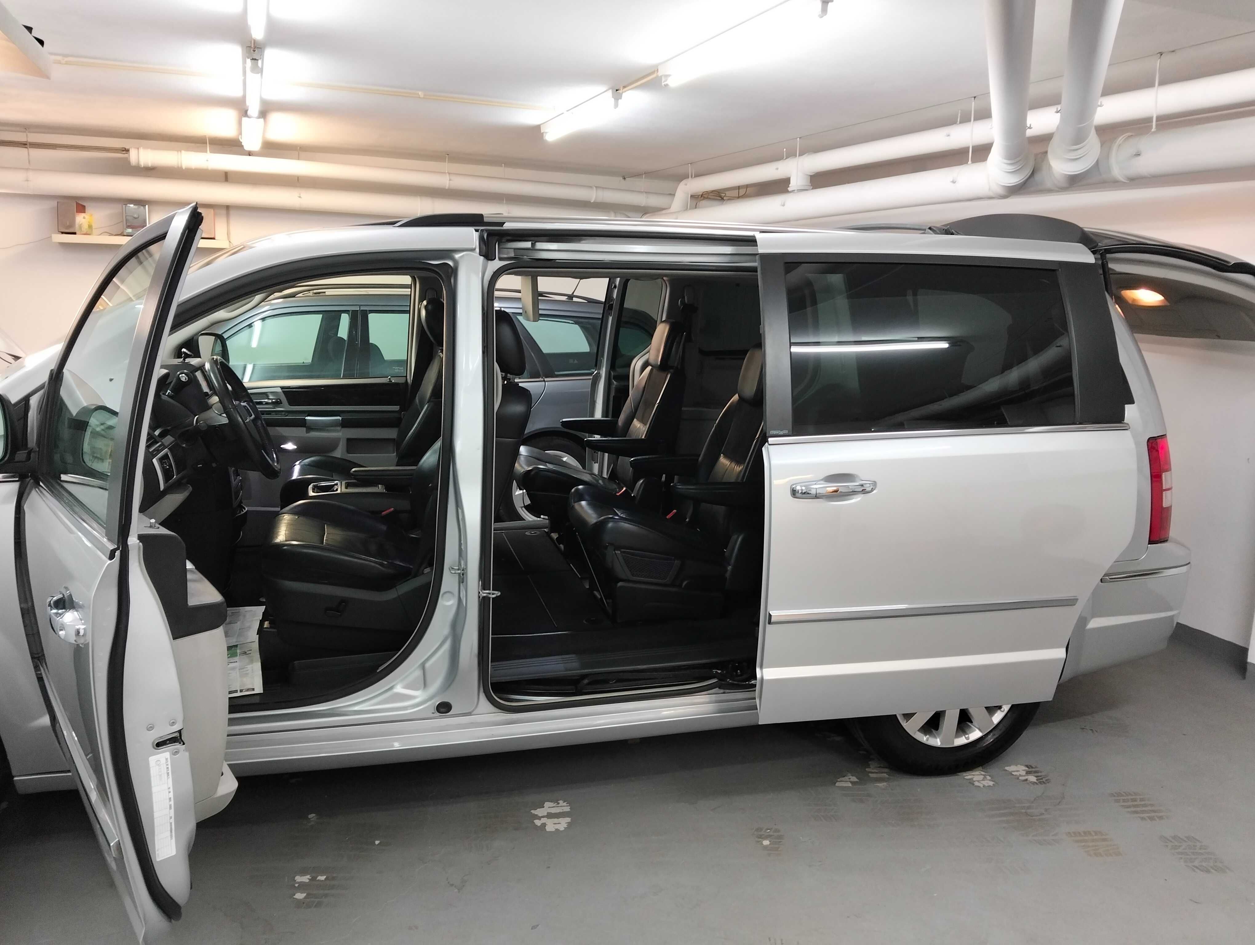 chrysler grand voyager  7 lugares CRD ATX LIMIT. STOW GO