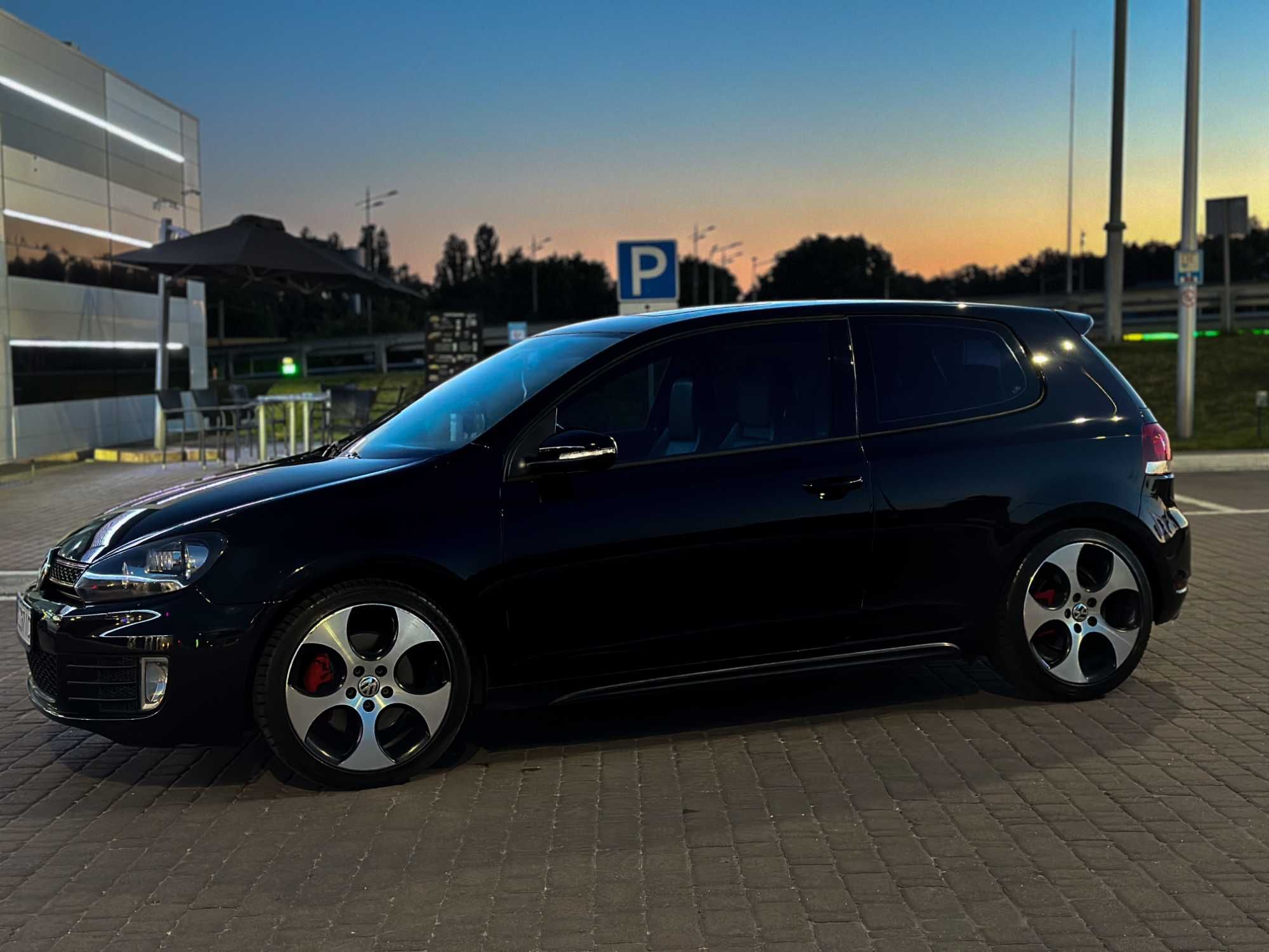 Volkswagen Golf GTI 6