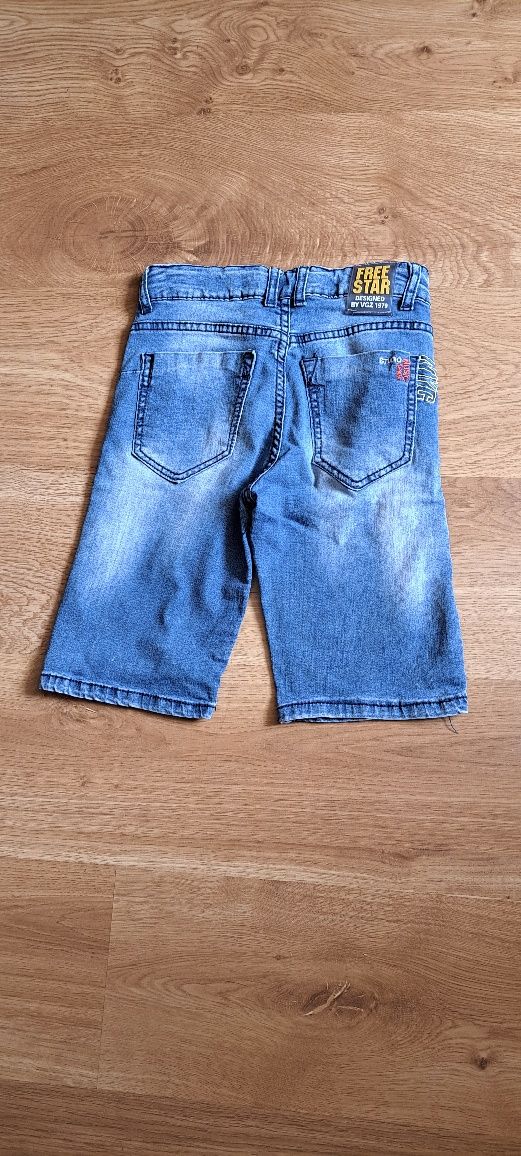 Jeansowe, krótkie spodenki chłopięce Free Star r. 128 cm