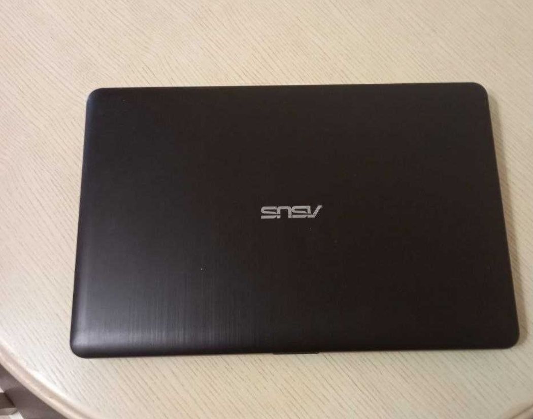 Ноутбук ASUS X541S