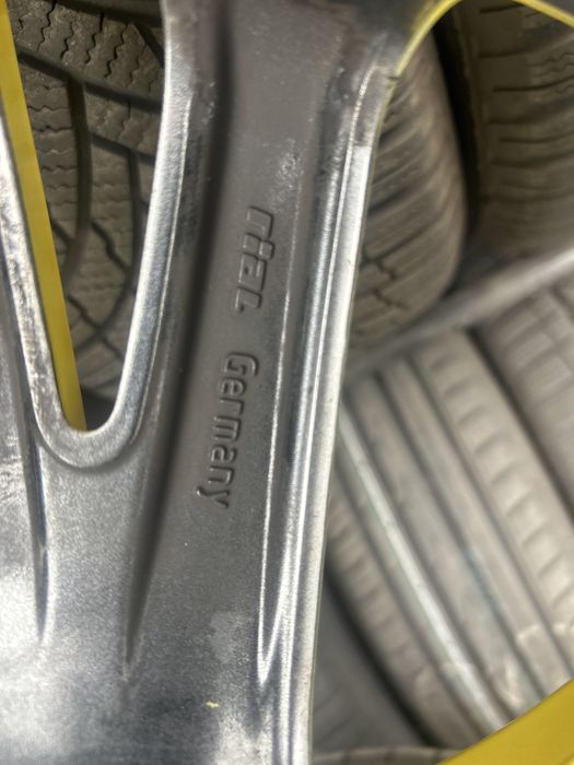 Sprzedam felgi 19’ felgi Bmw Audi VW Skoda felgi aluminiowe 19’ Wrocla