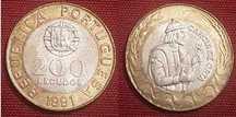 Moedas antigas de duzentos escudos