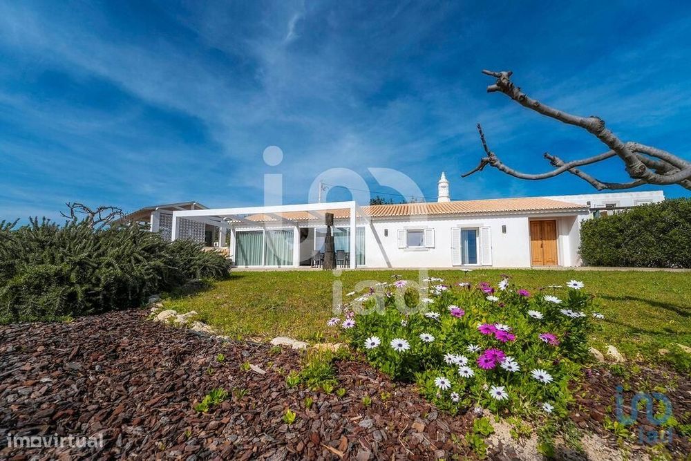 Casa / Villa T2 em Boliqueime de 300,00 m2
