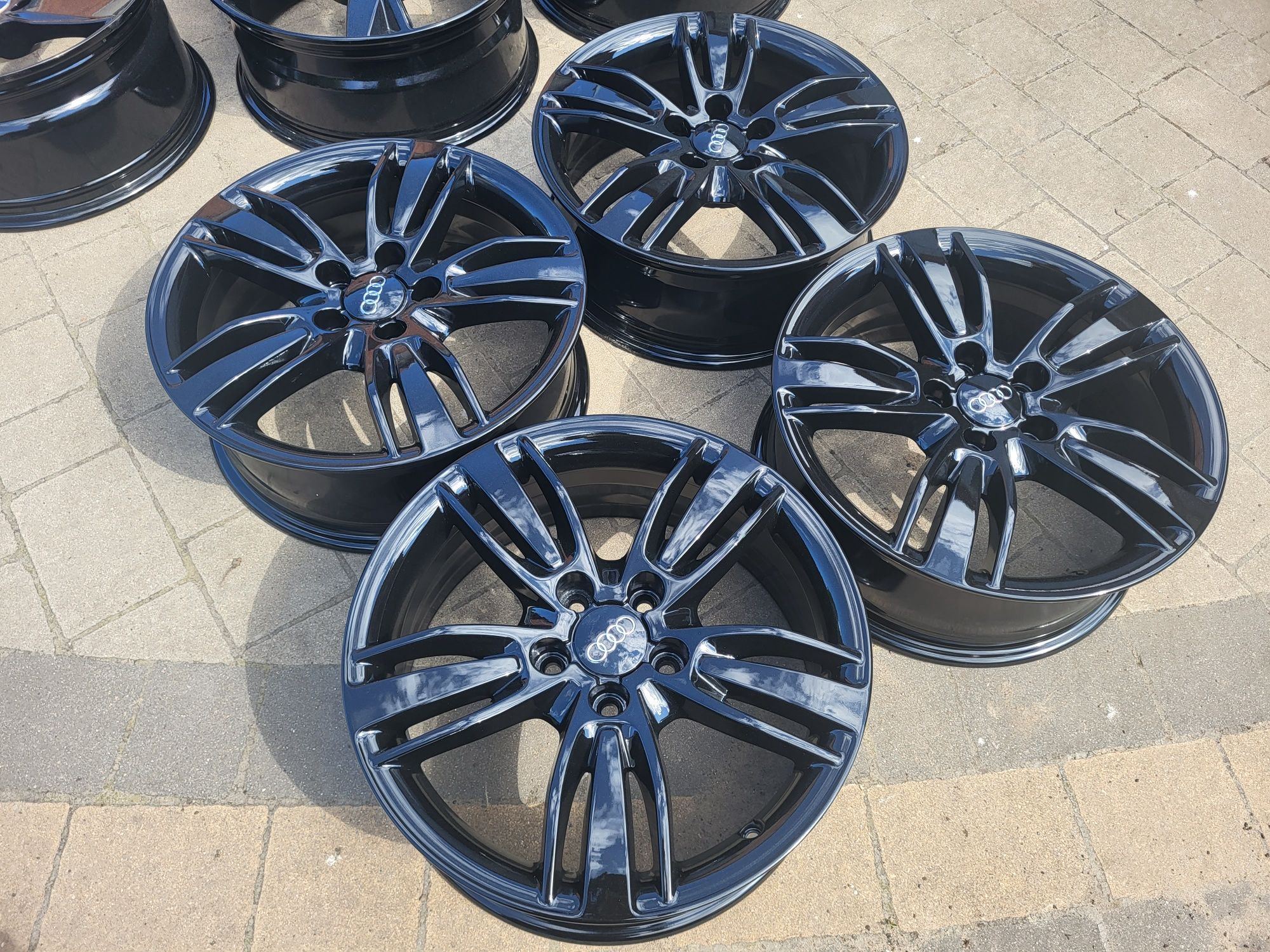 Alufelgi oryginal Audi Q3 5x112 6,5Jx17 et33 cb57,1mm czarny polysk