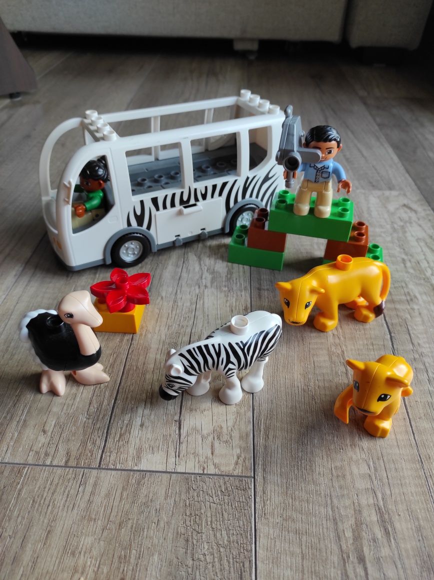 Klocki Lego duplo autobus w zoo 10502