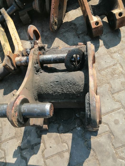 Koparka Atlas Cat liebherr szybkozłącze do koparki lehnhoff