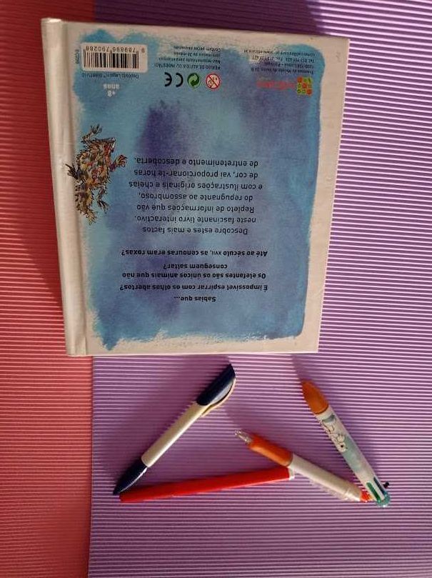 Livro infantil cartonado ”Factos Fenomenais Divertidos” Edicare Lda