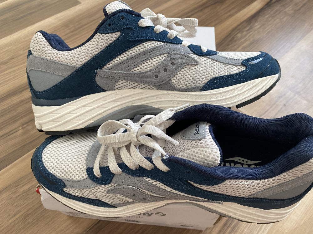 Оригінальні чоловічі кросівки Saucony ProGrid Omni 9 р. 44
