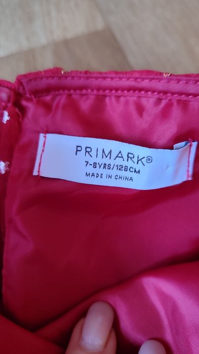 Святкова сукня для дівчинки