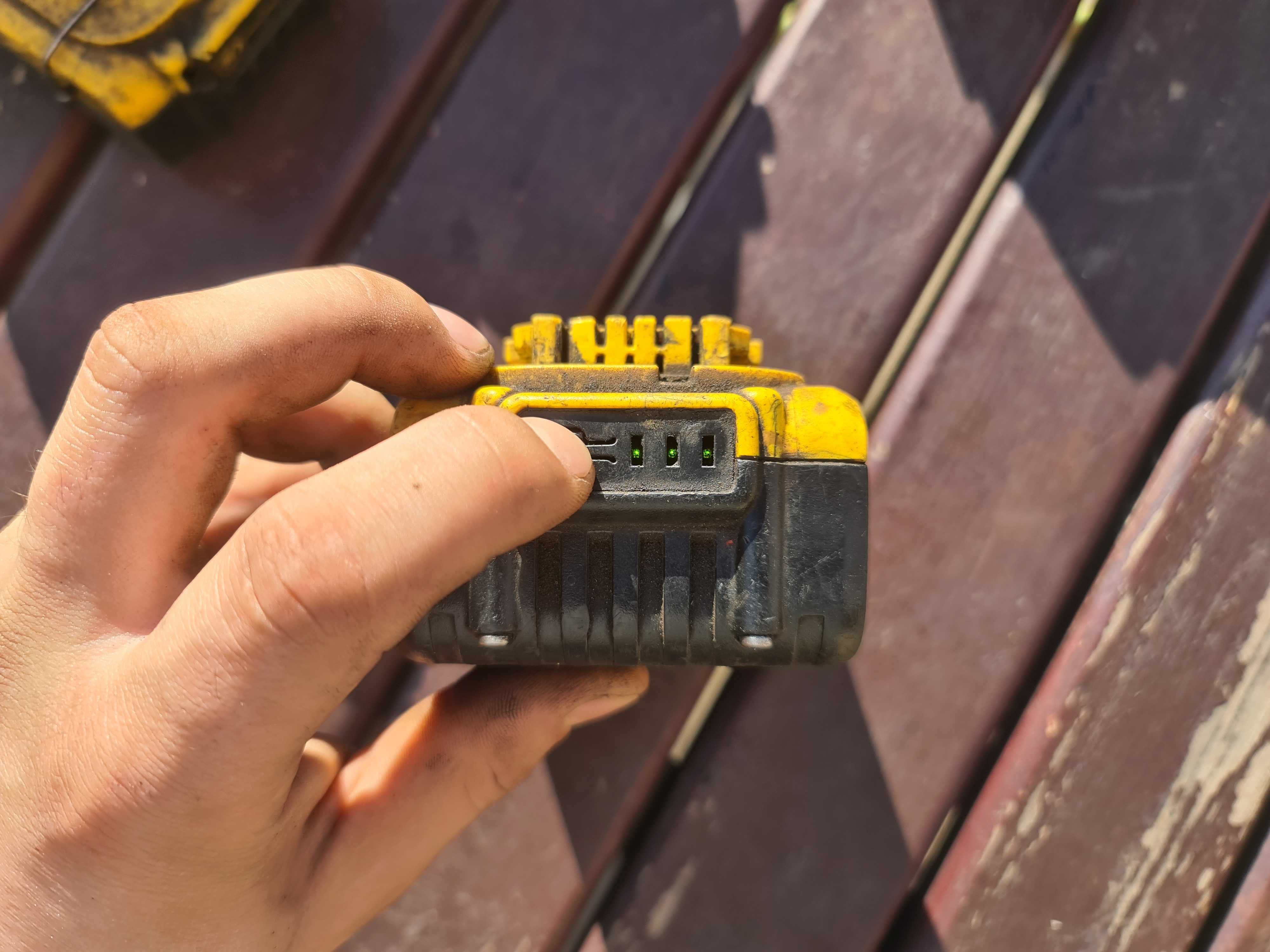 4x Bateria DeWalt XR 18v 5Ah