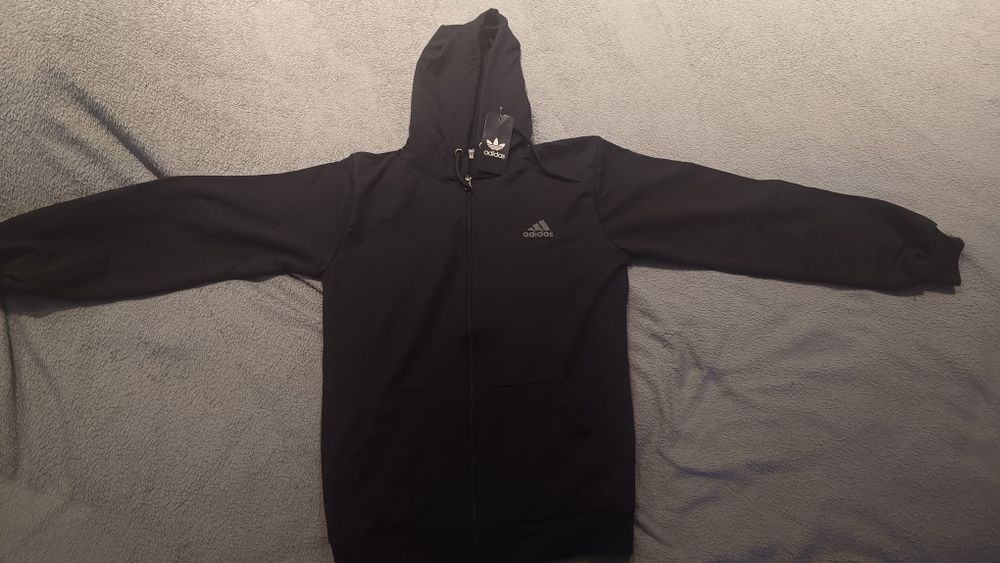 Bluza adidas z metką