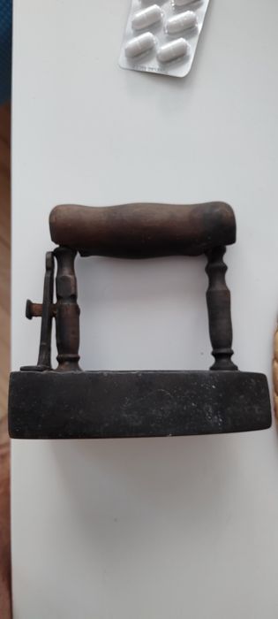 Stare żelazko z duszą antyk vintage