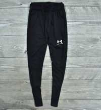 UNDER ARMOUR Spodnie Treningowe Dresy / M