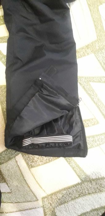 Продам штани-комбінезон на дівчинку