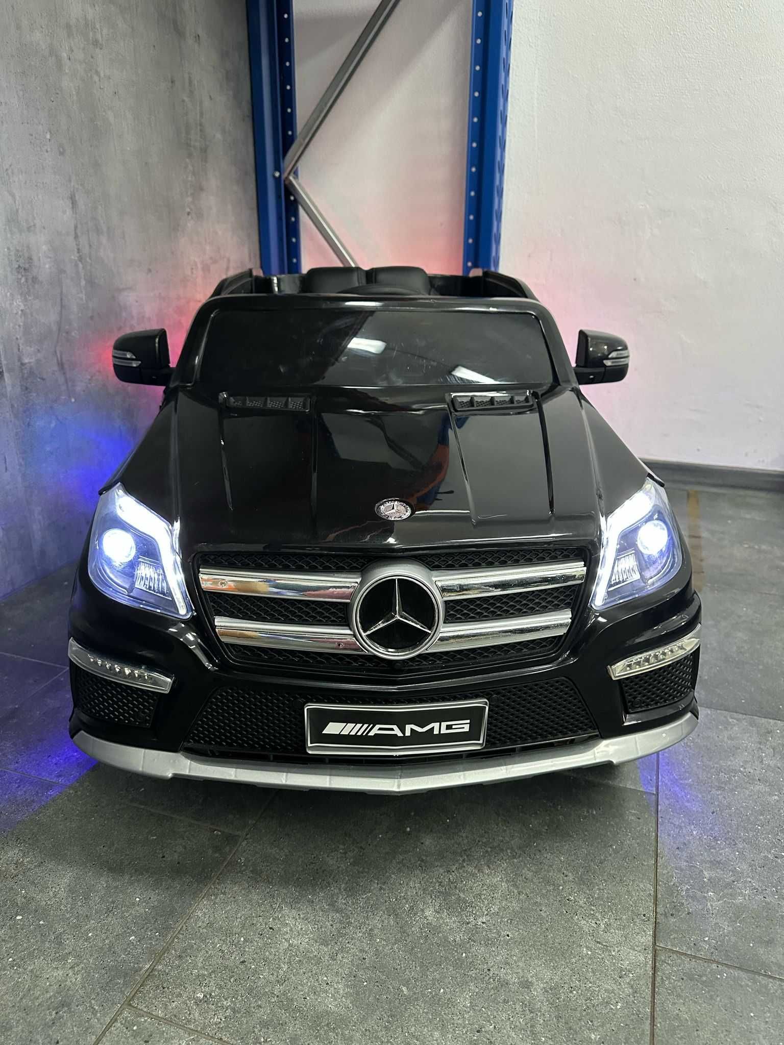 Duże autko akumulator samochód Mercedes AMG GL63 Dla Dziecka Pilot 12V