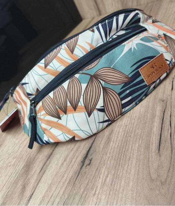 Damska nowa duża nerka pojemna kwiaty liście jasna torebka .