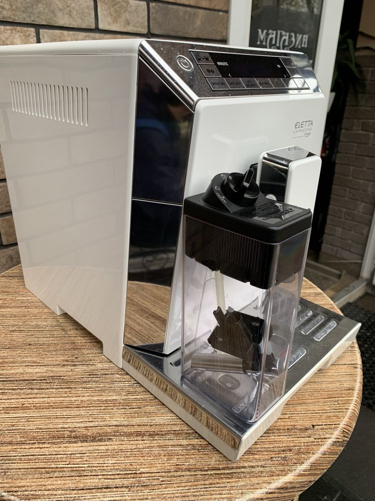 Кофемашина Delonghi  Eletta Cappuccino
