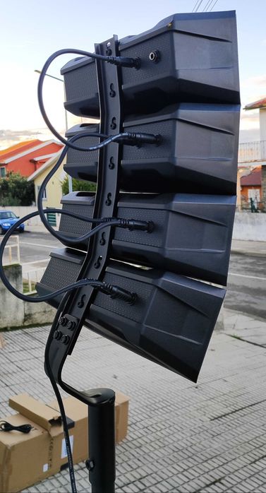 Line Array Seattle 500 Watts RMS c/ tripés novo c/ garantia e fatura