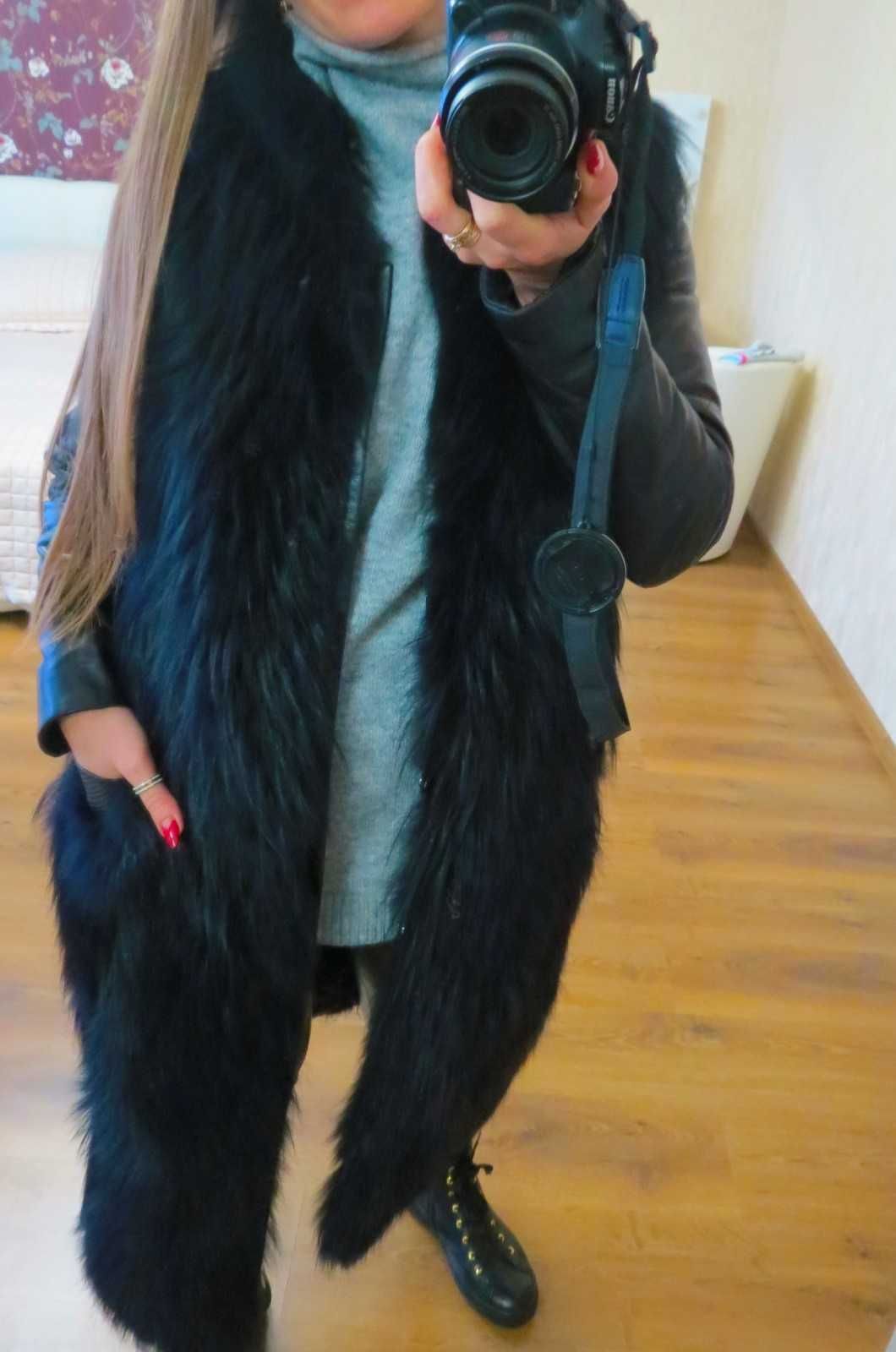 Продам модну хутряну жіночу шубу-жилетку-пальто