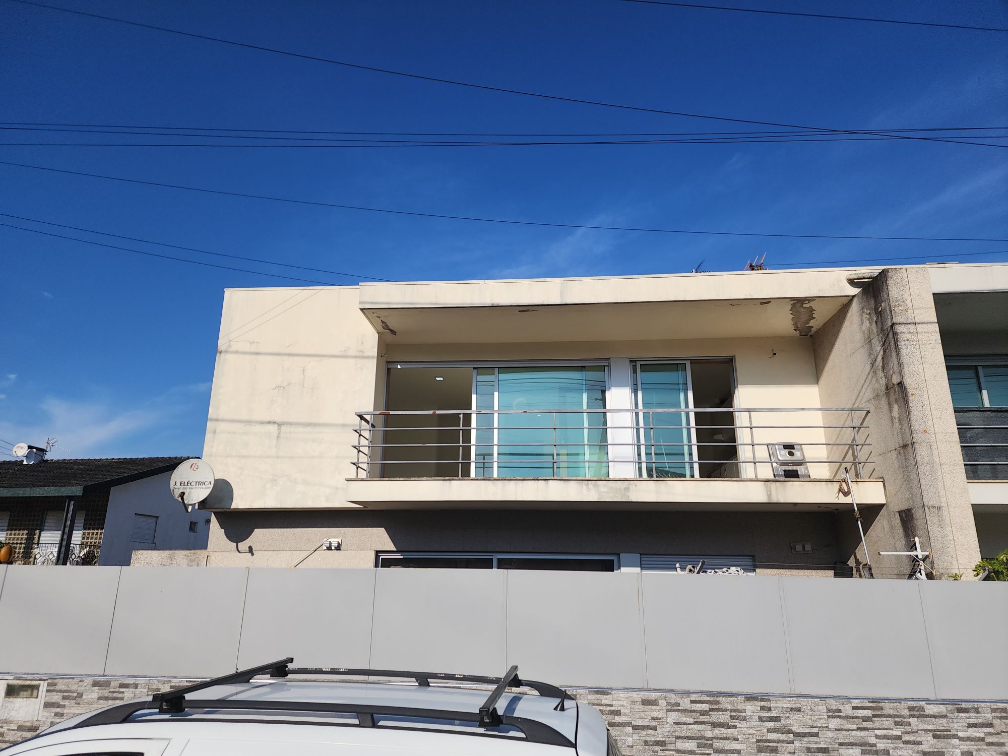 Andar moradia T3 em Guimarães + 2 wc's + Garagem + 2 varandas