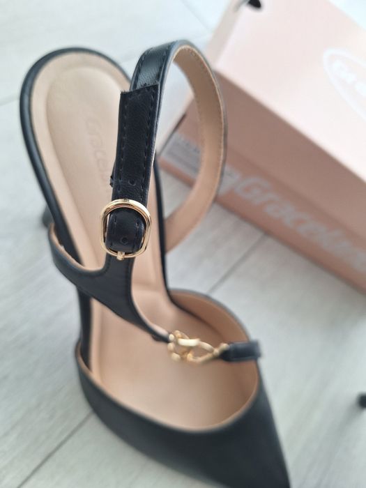 Szpilki czarne rozm.40