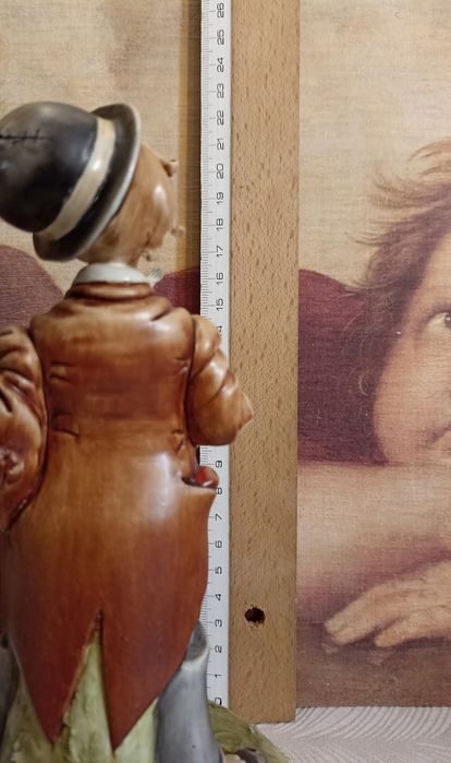 статуэтку Маленький бродяга