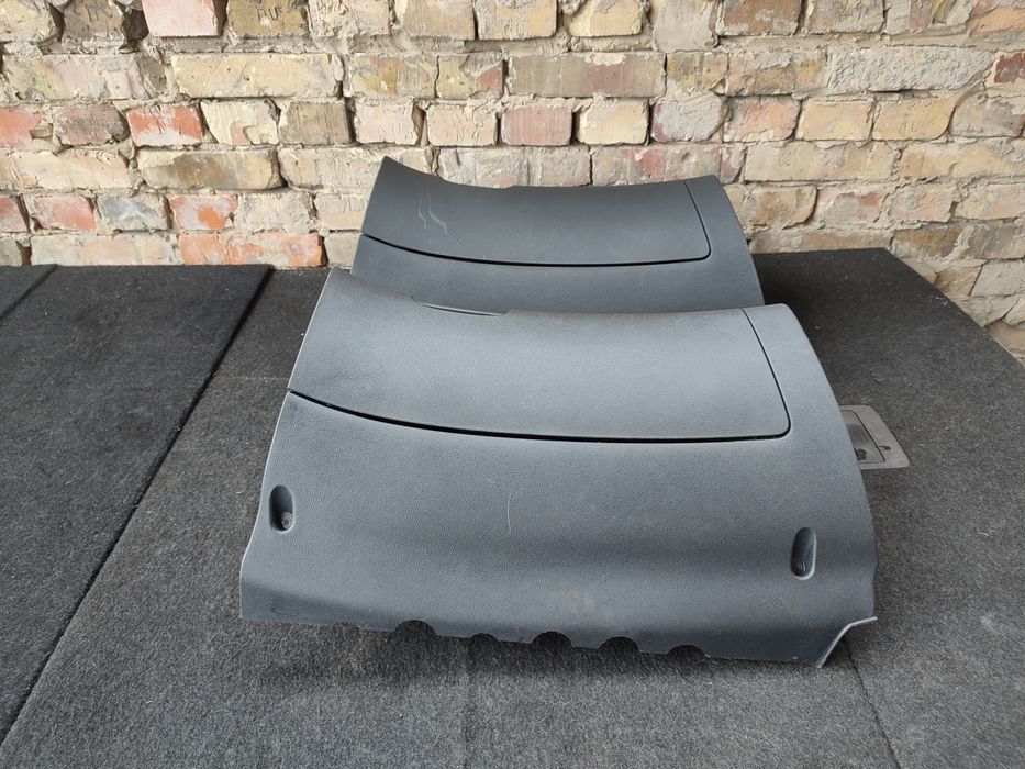 Бардачок Шкода Октавія А5 бардачок пасажира салона Skoda Octavia A5