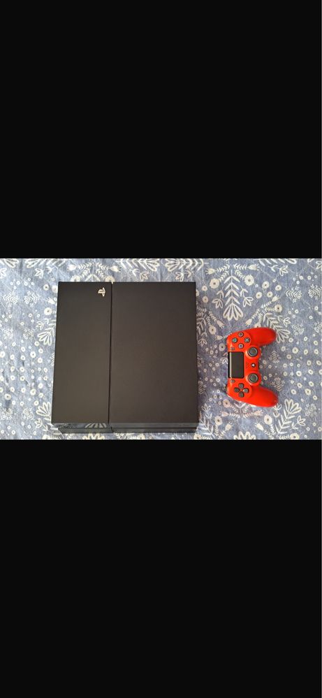 Playstation 4 (Como Nova)