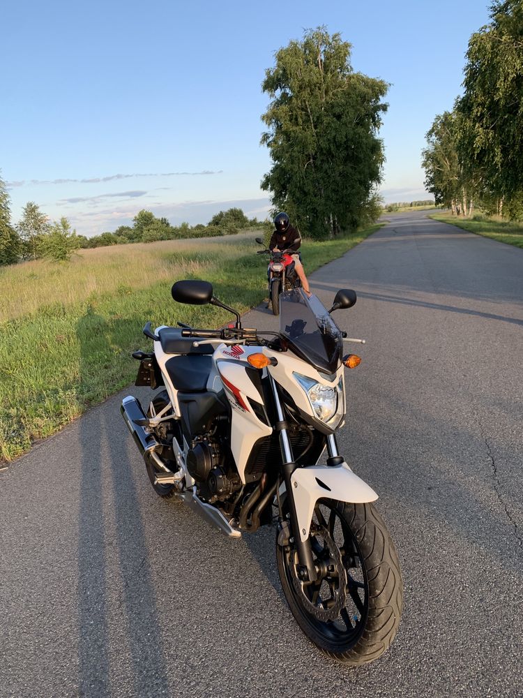 Honda cb400f 2013