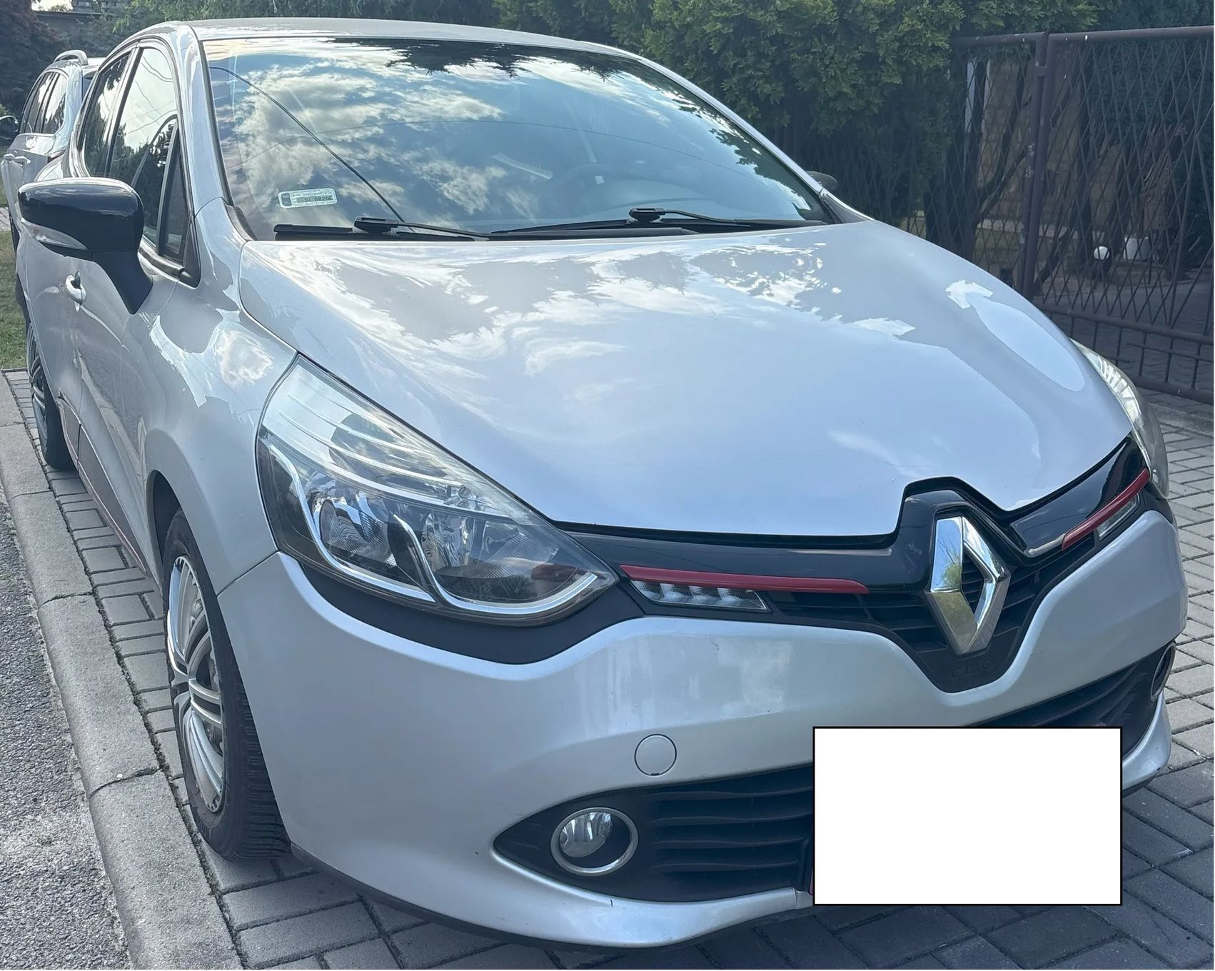 Renault Clio CLIO IV, garażowany, rzeczywisty przebieg, bogate wyposażenie