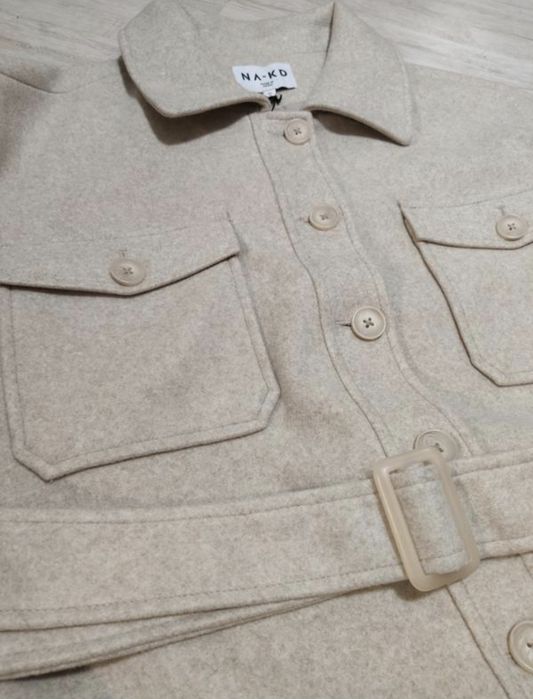 Пальто куртка NA-KD 48р.