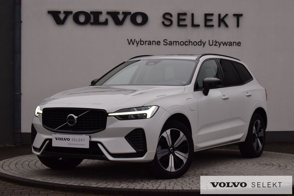 Volvo XC 60 Plus Dark T6 AWD *Climate*HarmanKardon*Panorama*VolvoSelekt