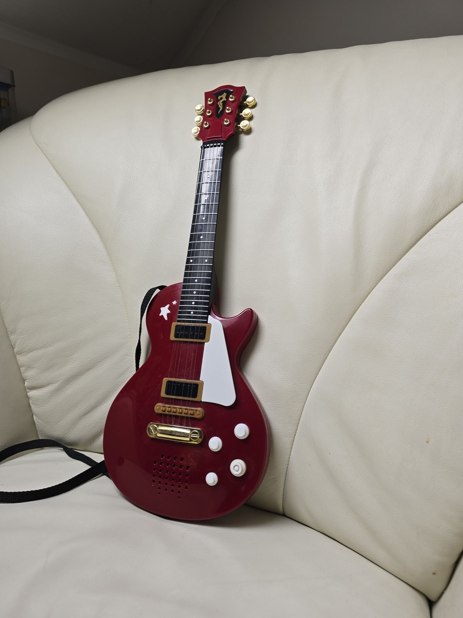 Simba gitara rockowa z metalowymi strunami  czerwona