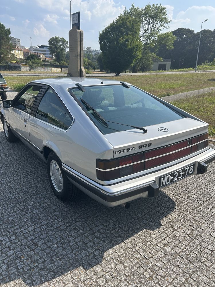 Opel Monza 3.0E 180cv