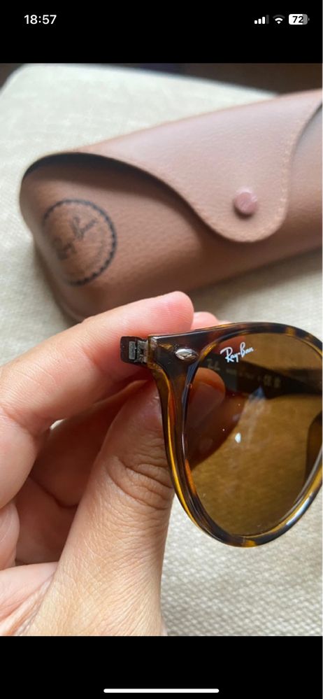 Ray-Ban RB4305 semi-novos